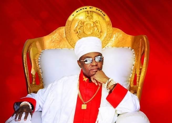 Oba of Benin Denies Oshiomhole's Claims on 2016 Obaseki Endorsement