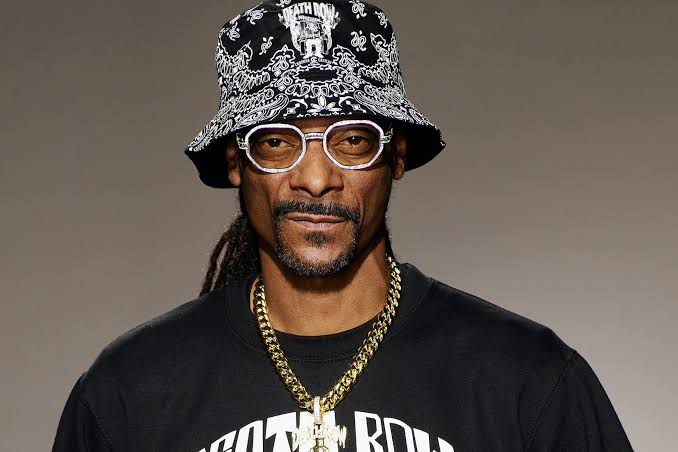 Snoop Dogg Explains Why He’ll Never Wear Skinny Jeans