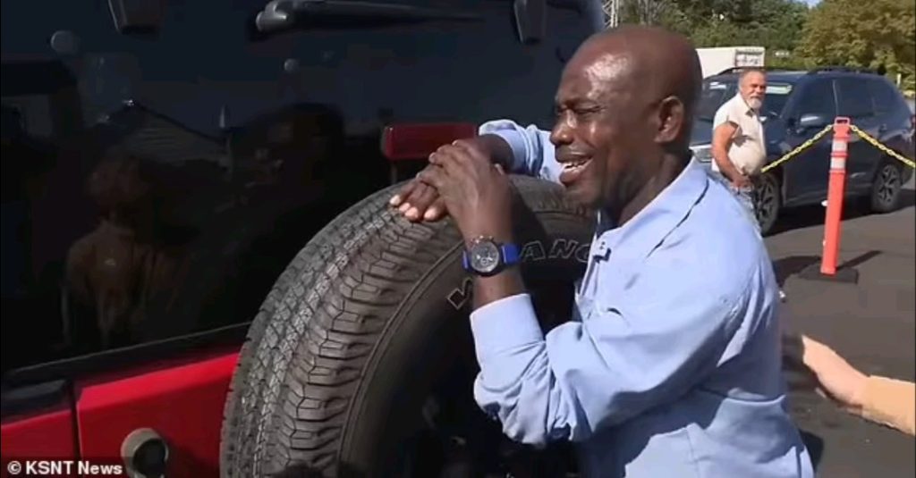 High School Students Surprise Janitor with $20,000 Jeep Wrangler